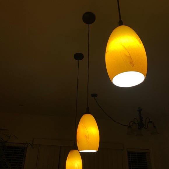 Pendant light shades - Picture 3 of 3